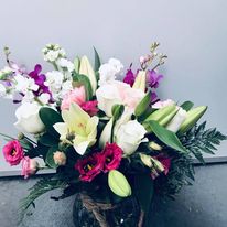 Focal Flowers - Logo