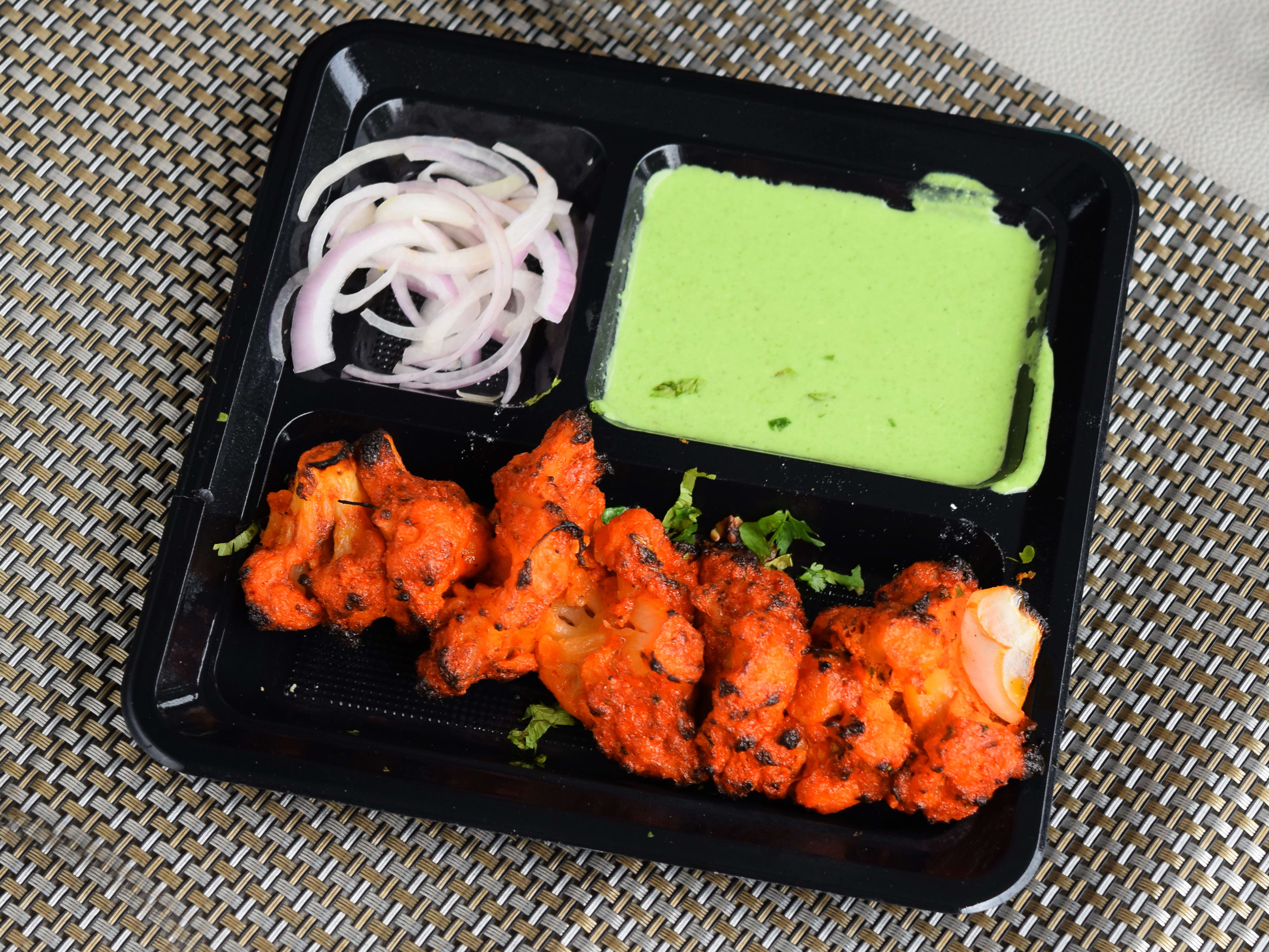 Foodhall Veg - Logo