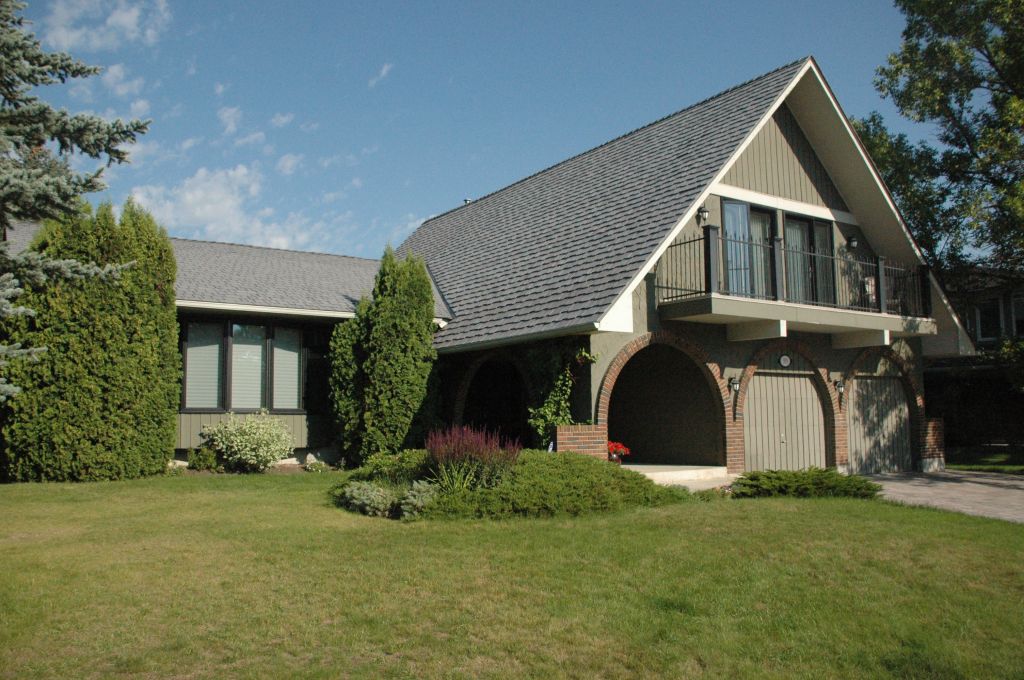 Foothills Roofing Ltd - Cover photo