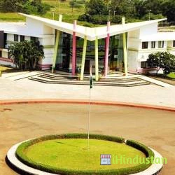 Fravashi International Academy - Logo