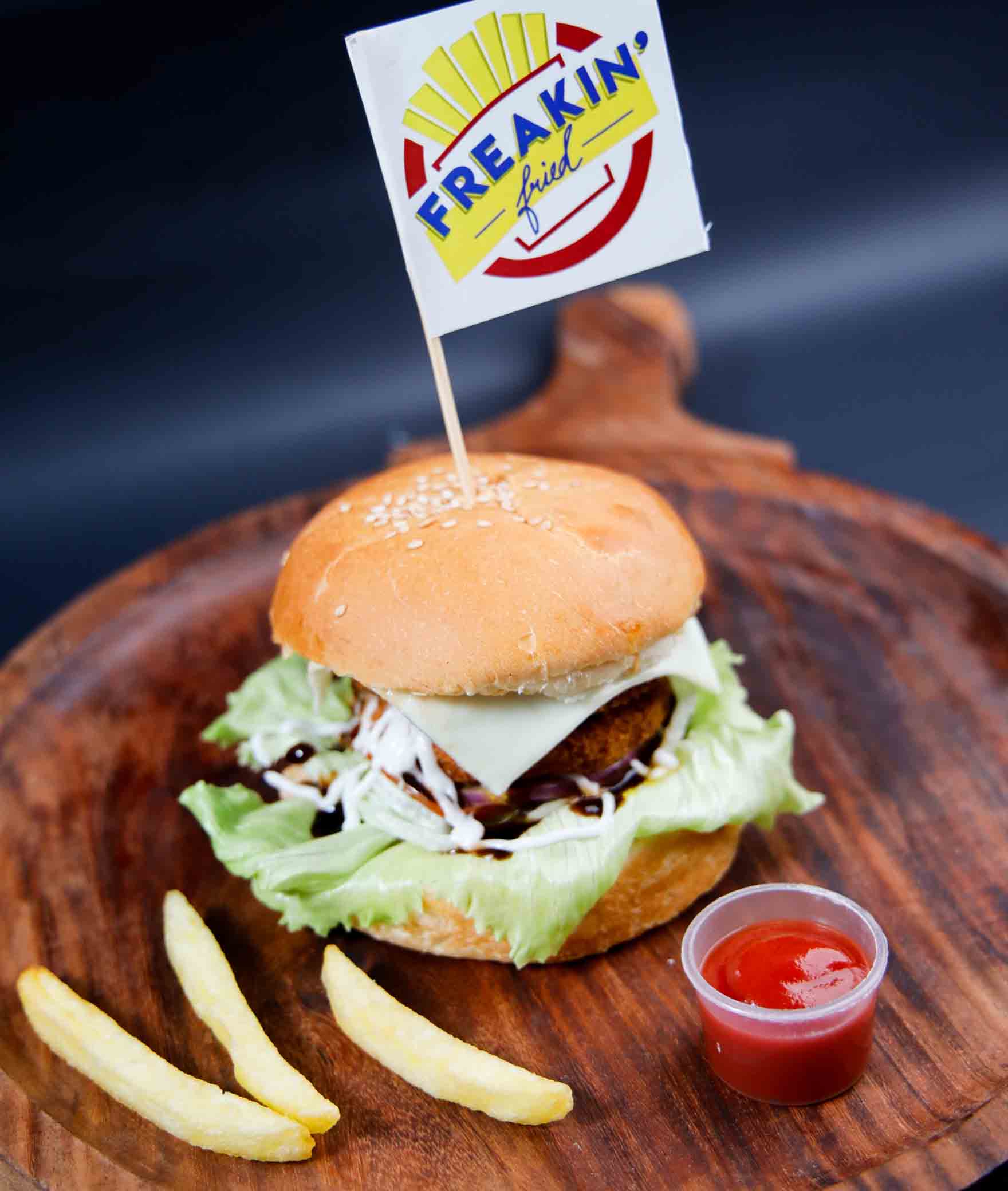 Freakin Fried - Logo