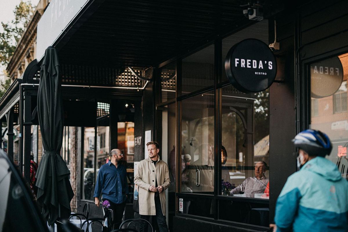 Freda's Bistro - Logo