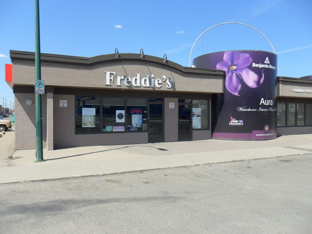 Freddie&s;s Paint &a; Details Boutique - Logo