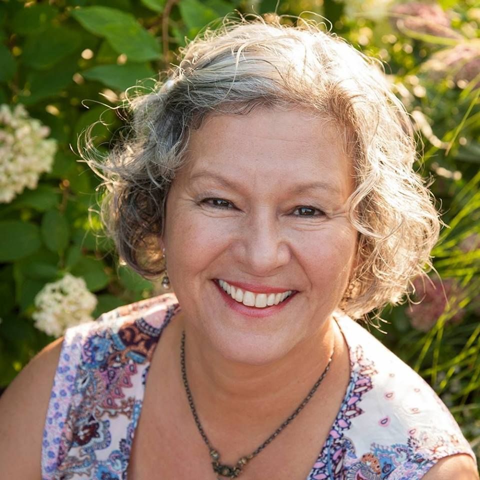 Free Your Emotions Susan Bushell - Logo