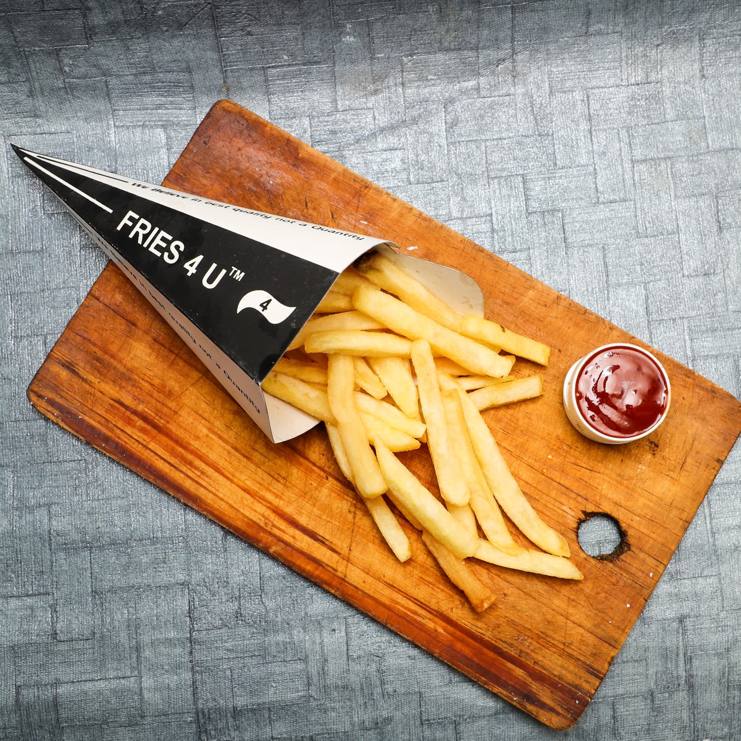Fries 4 U - Logo
