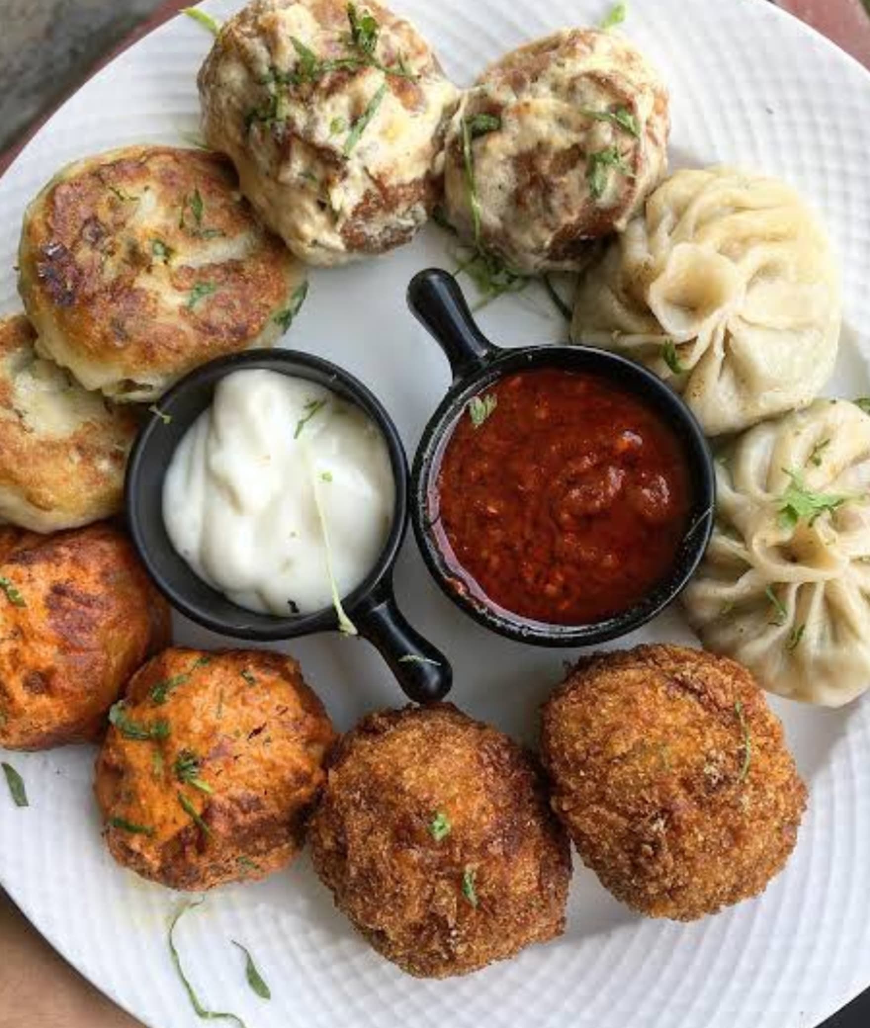 GABBAR KE KURKURE MOMOS - Logo