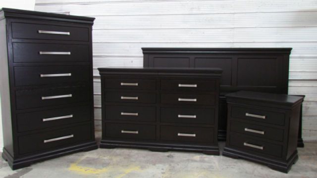 G &a; G Furniture - Logo