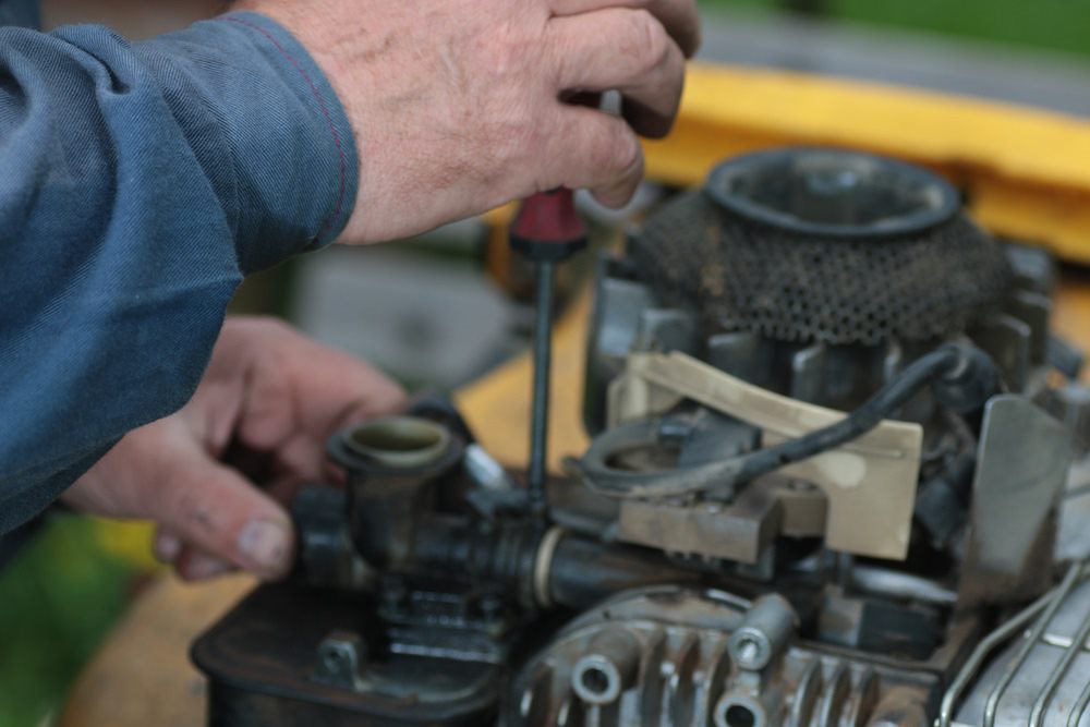 Garry Stengert Repairs - Logo