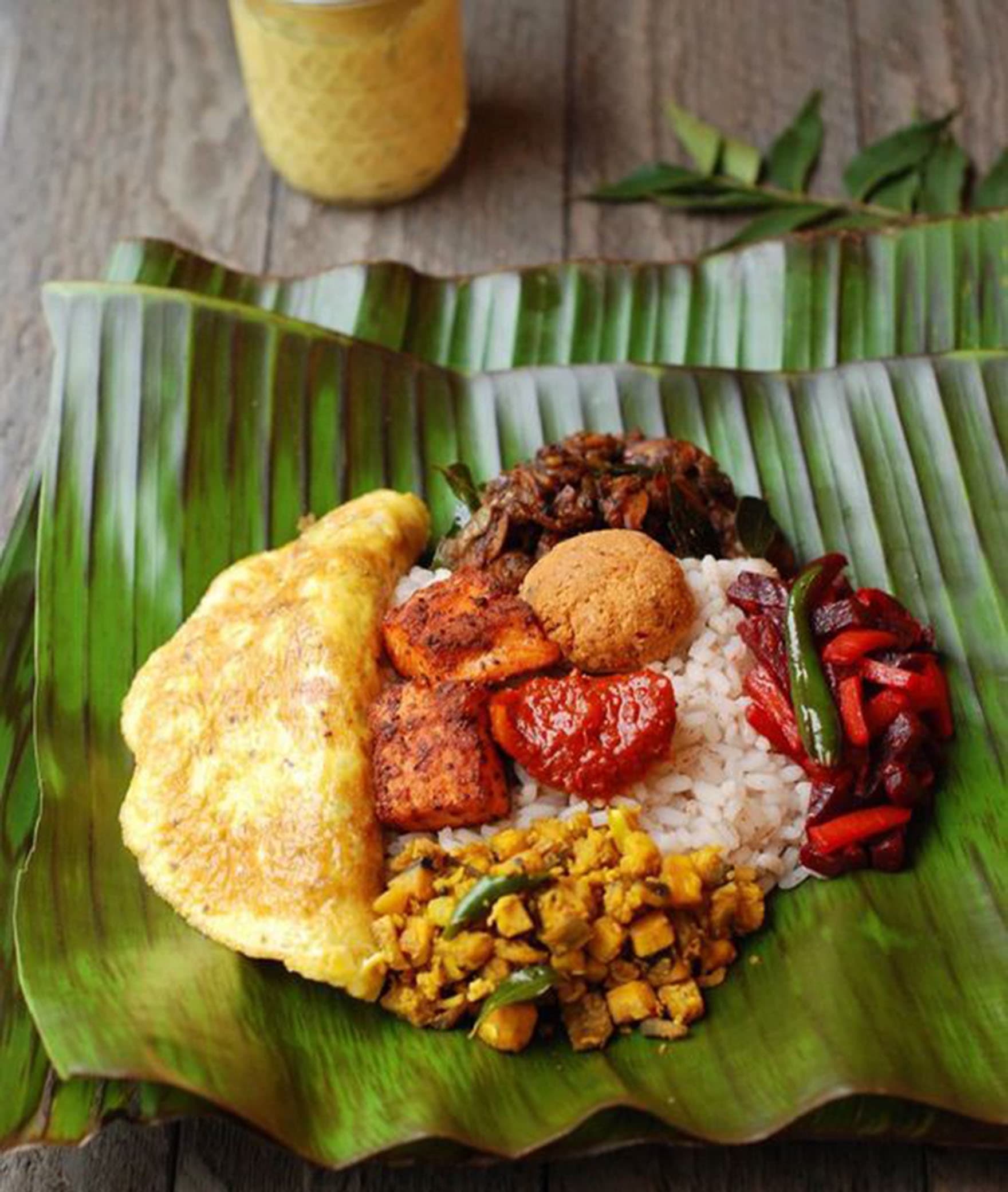 Gayathri's Foods - Logo