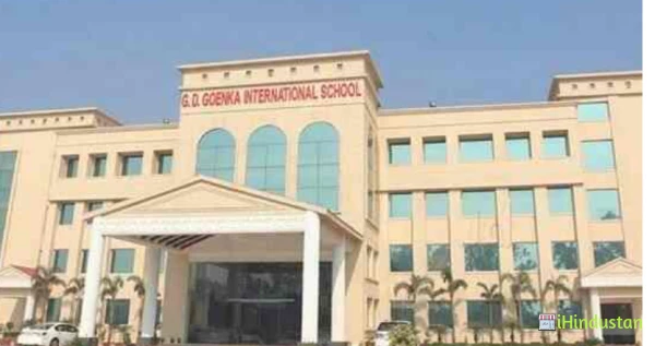 G D Goenka International School - Logo