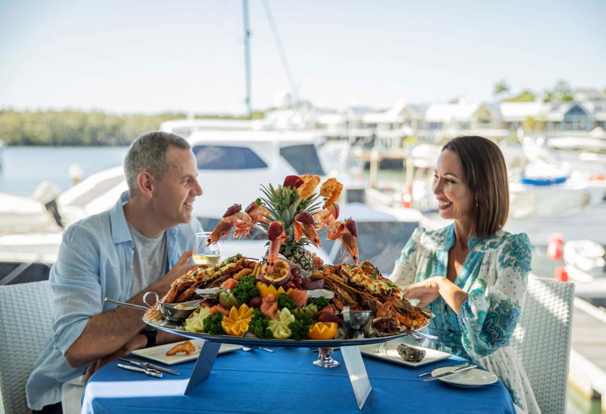 George's Paragon Seafood Restaurant - Sanctuary Cove - Logo