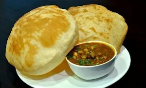 GG Chole Bhature - Logo