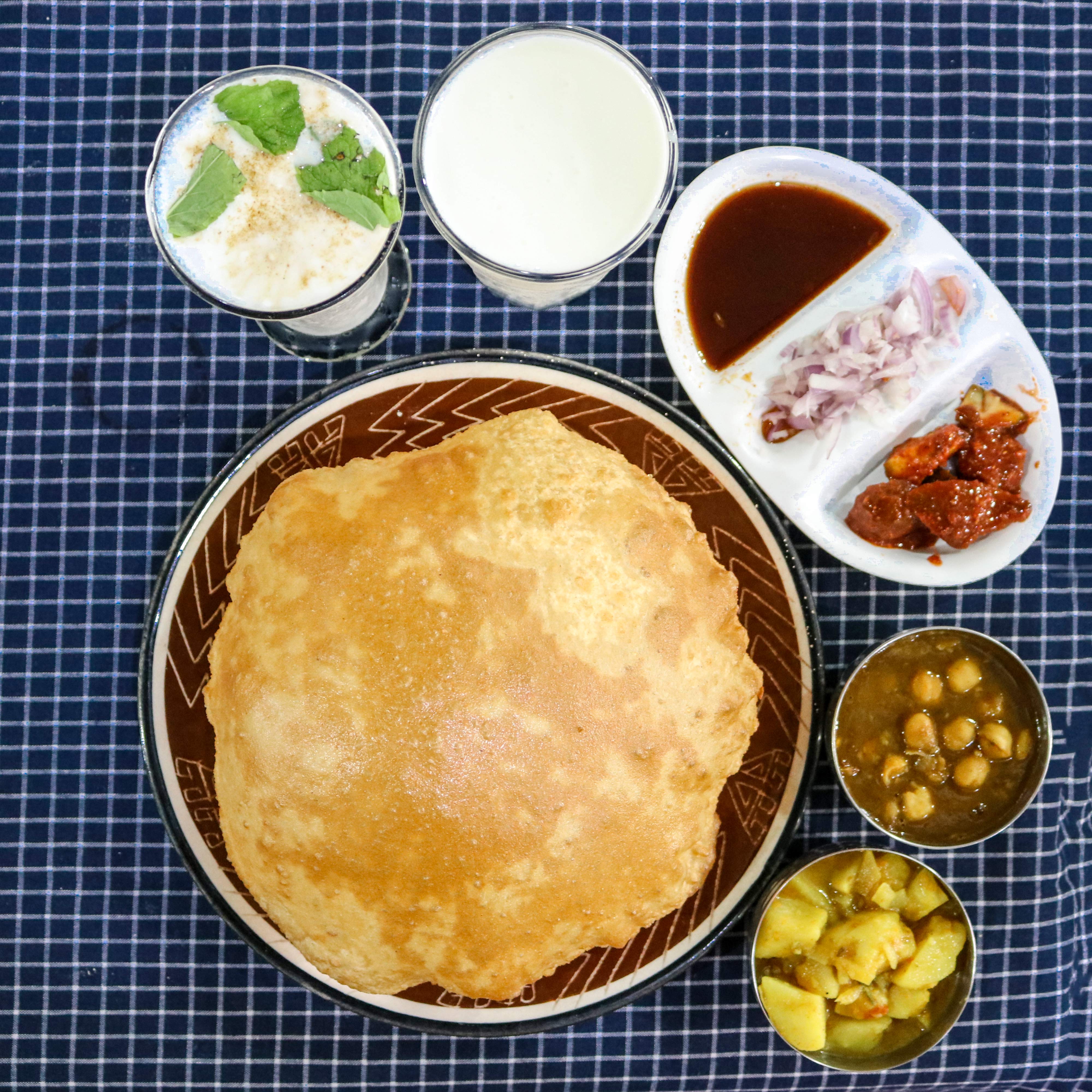 Ghasitaram Halwai - Logo