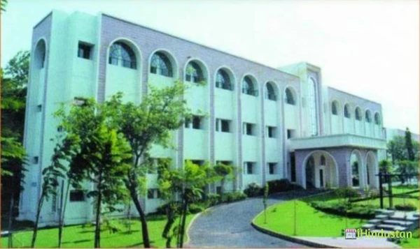 Ghousia College of Engineering - Logo