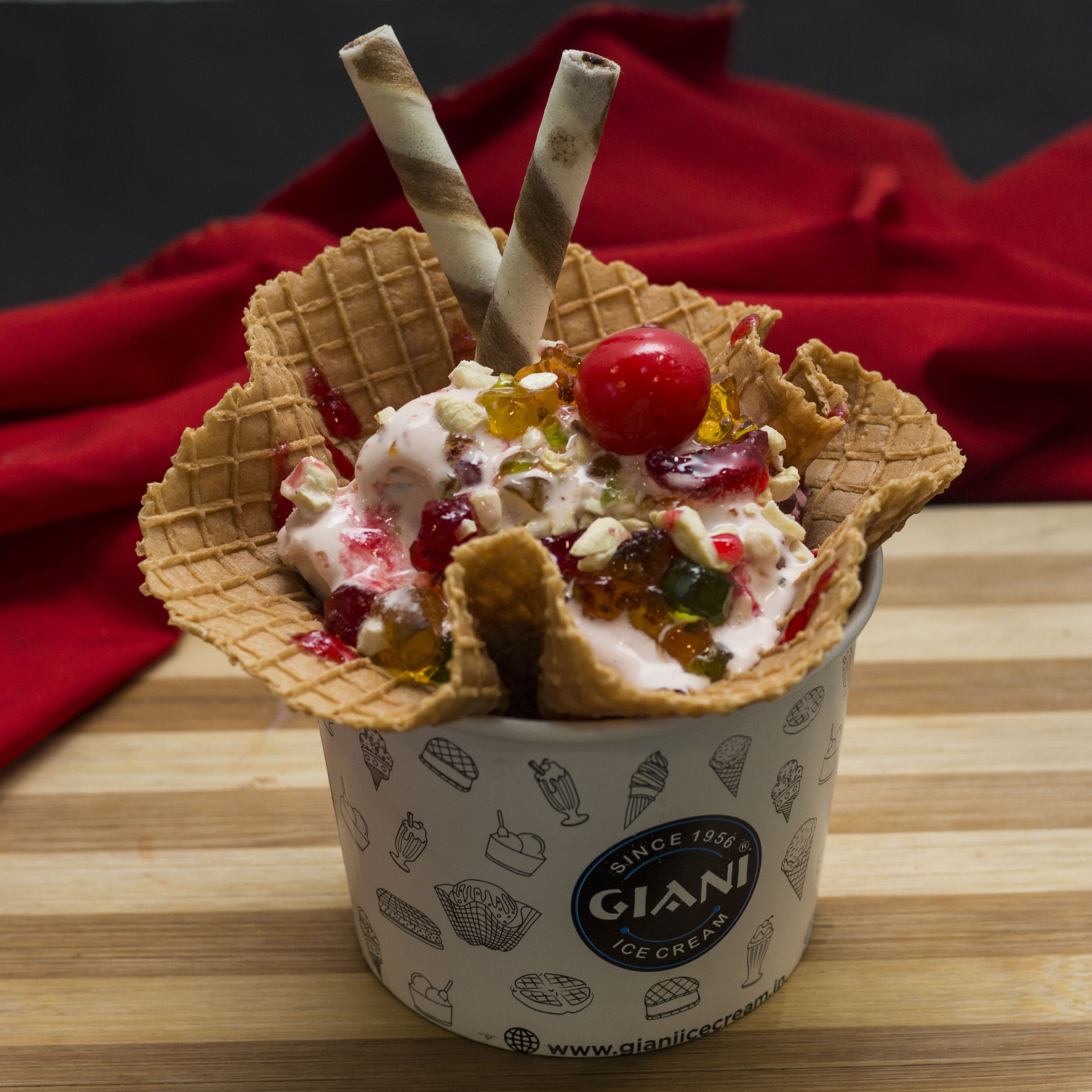 Giani Ice Cream - Logo