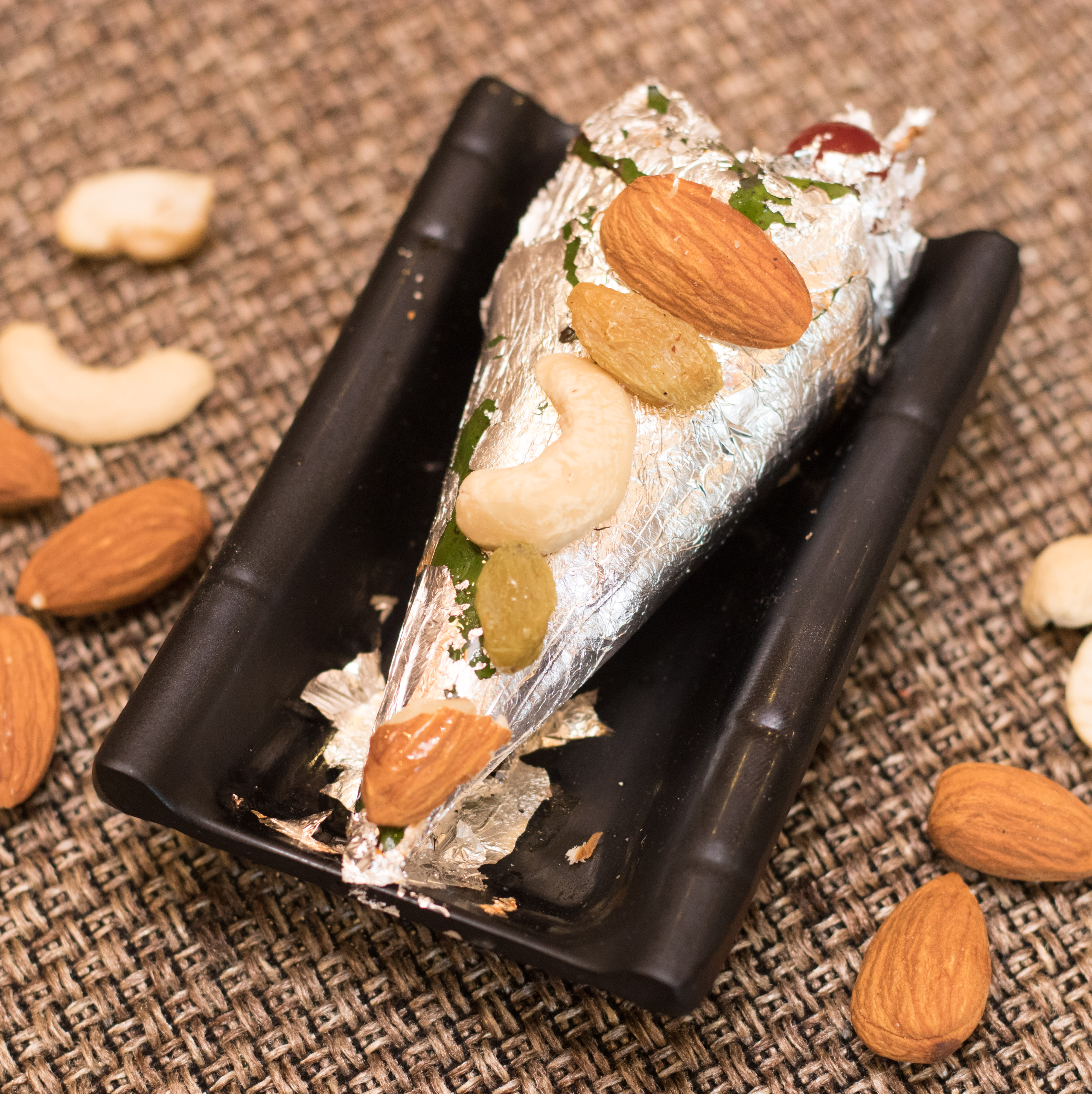 Gilori PAAN shop - The Taste of Nawaabs - Logo