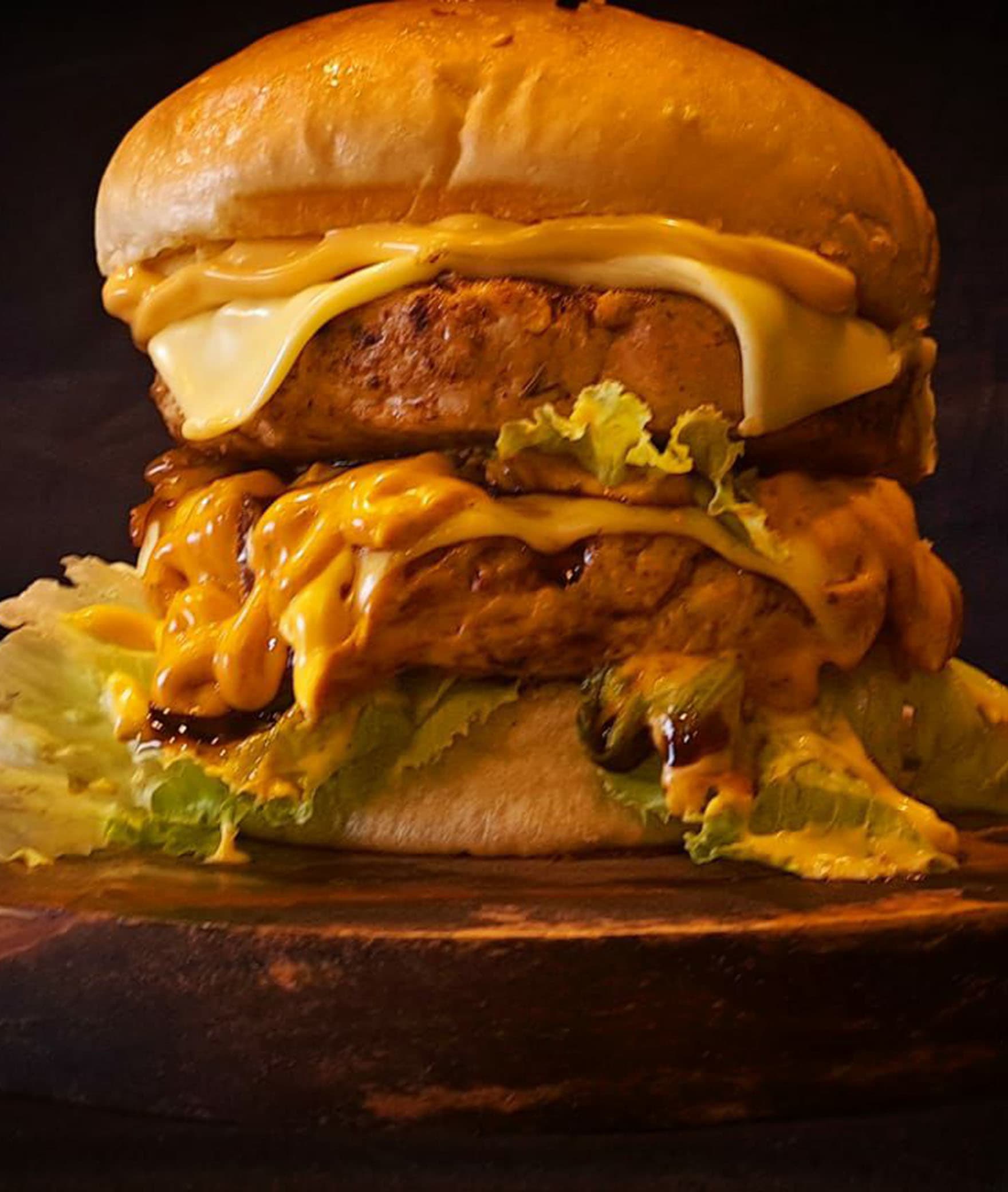 GINNIS BIGGIE BURGER - Logo