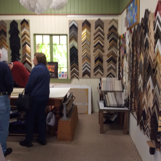 Gladstone Picture Framing - Logo