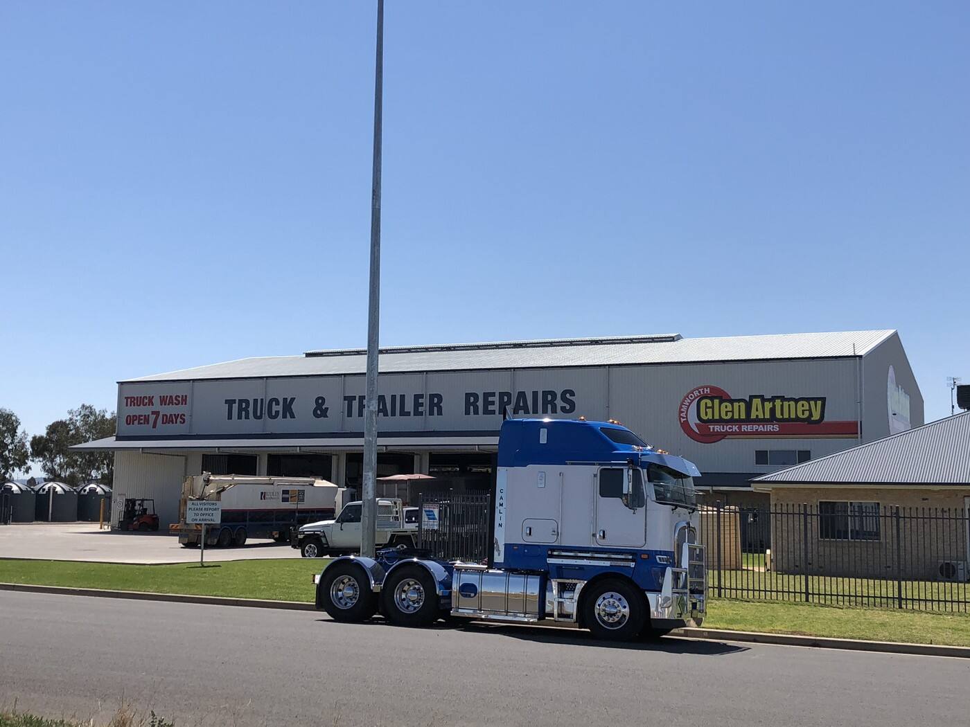 Glen Artney Truck Repairs - Logo