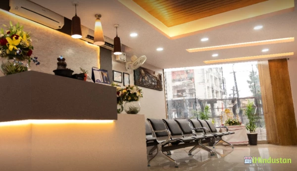 Global Dental Clinic & Implant Centre - Logo