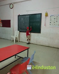 Godavari English Medium CBSE School - Logo