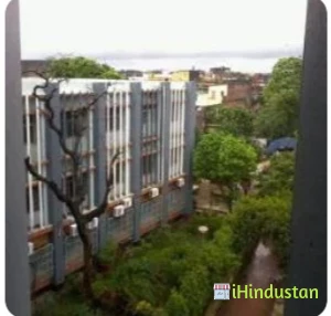 Goenka College Of Commerce & Business - Logo