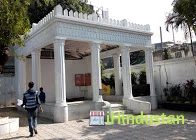 Goenka College of Commerce and Business Administration - Logo