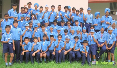 Golden Bells Public School - Logo