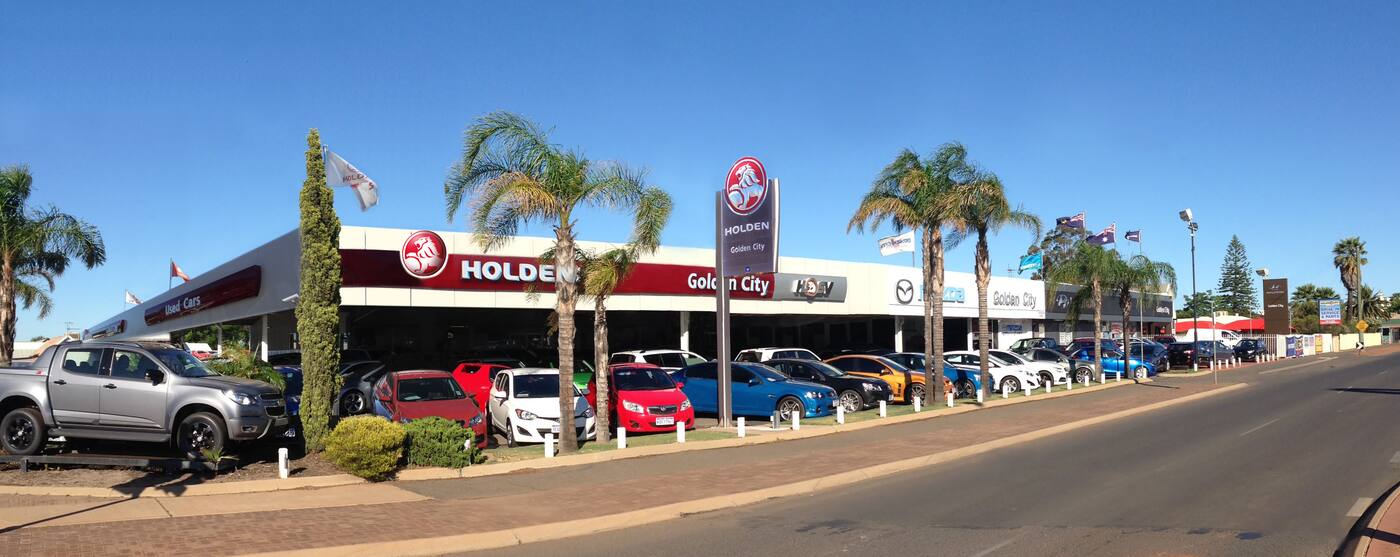 Golden City Motors - Logo