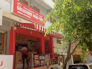 Golicious Vada Pav - Cover photo