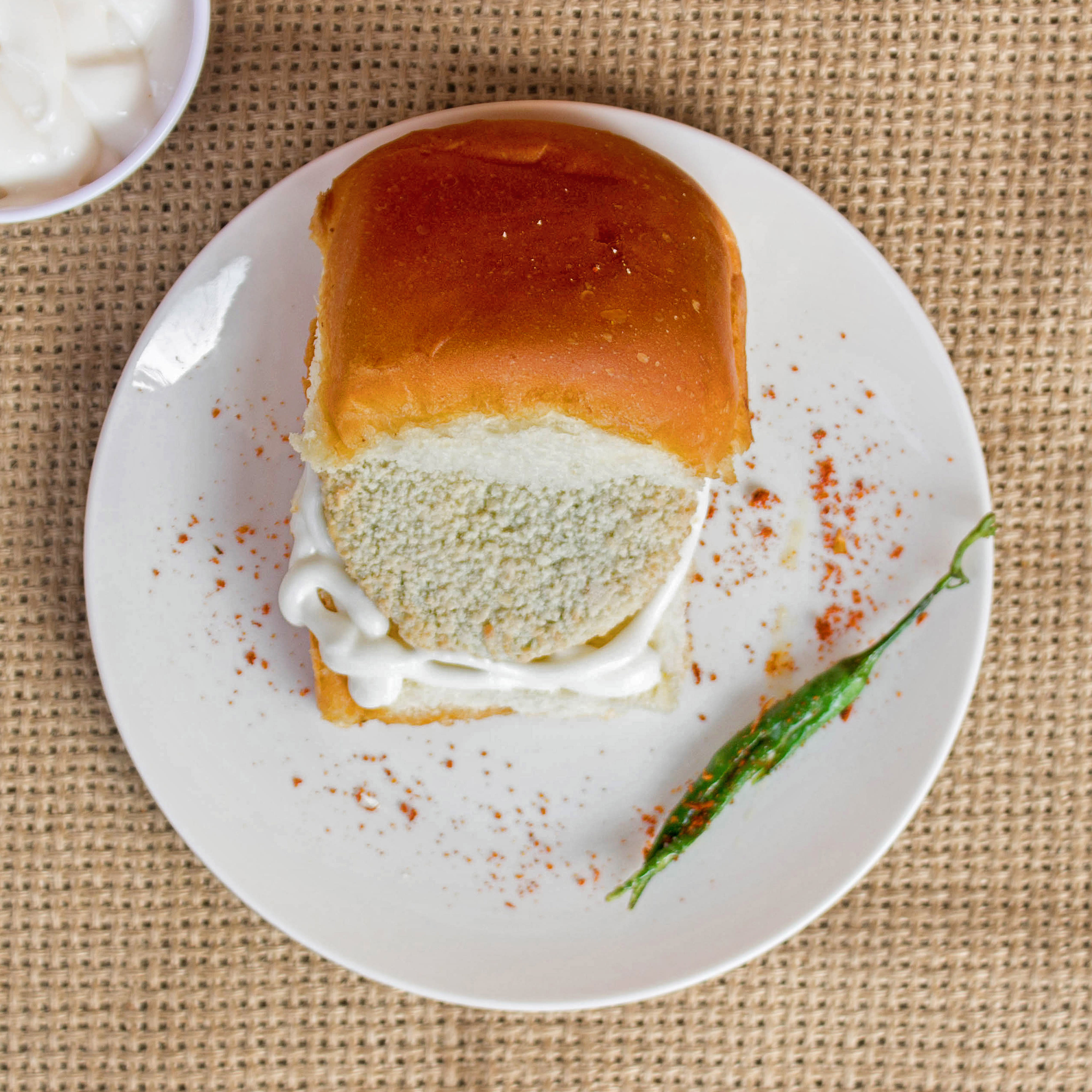 Goli Vada Pav No.1 - Logo