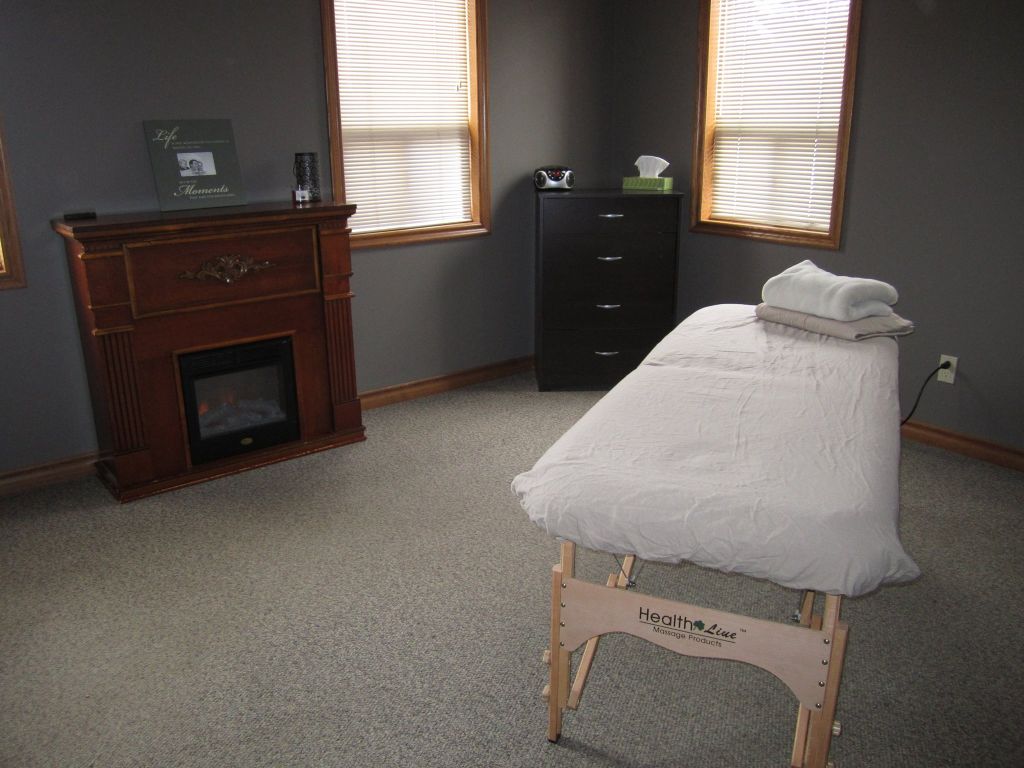 Gray Bruce Pain Relief Clinic - Logo