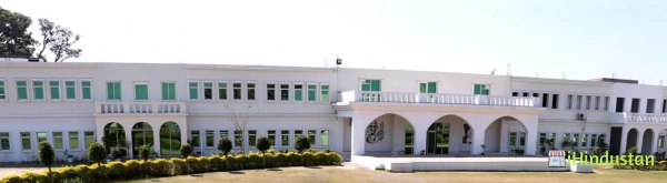 Greatmen International School - Logo