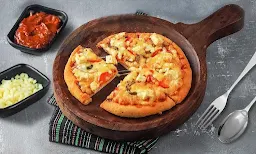 Green Dot Pizza - Logo