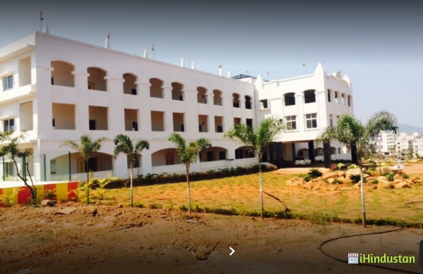 Greendale School - Logo