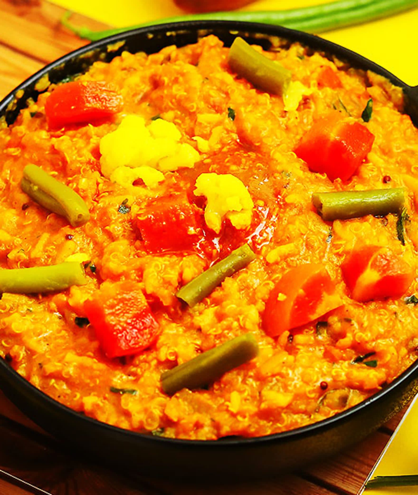 Green Dot Khichdi - Logo