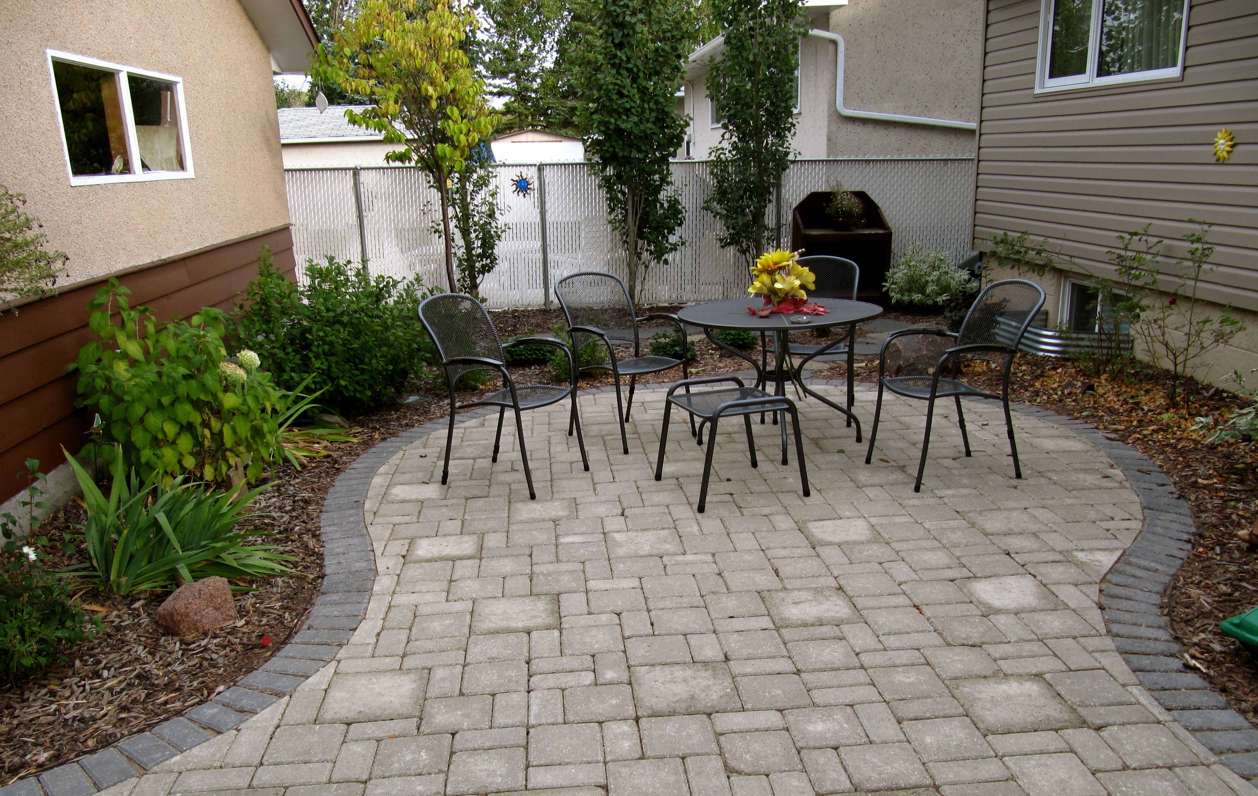 Greentree Outdoor Living - Logo