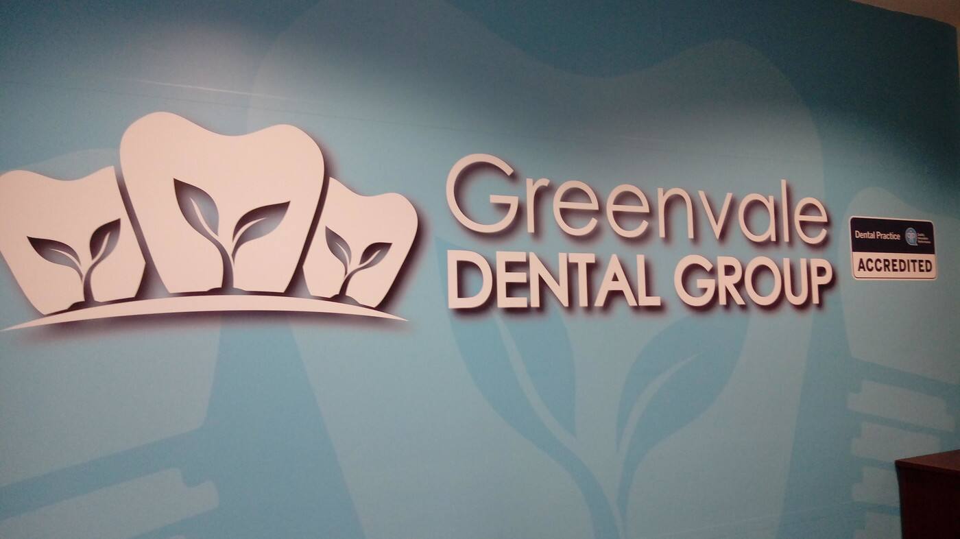 Greenvale Dental Group / Dr. Soraya Eakins - Logo
