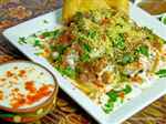 Guddu Chaat Center - Logo