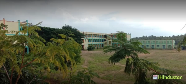 Gudiyattam Polytechnic College - Logo