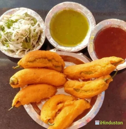 Gujrati Namkeen Bhandaar - Logo