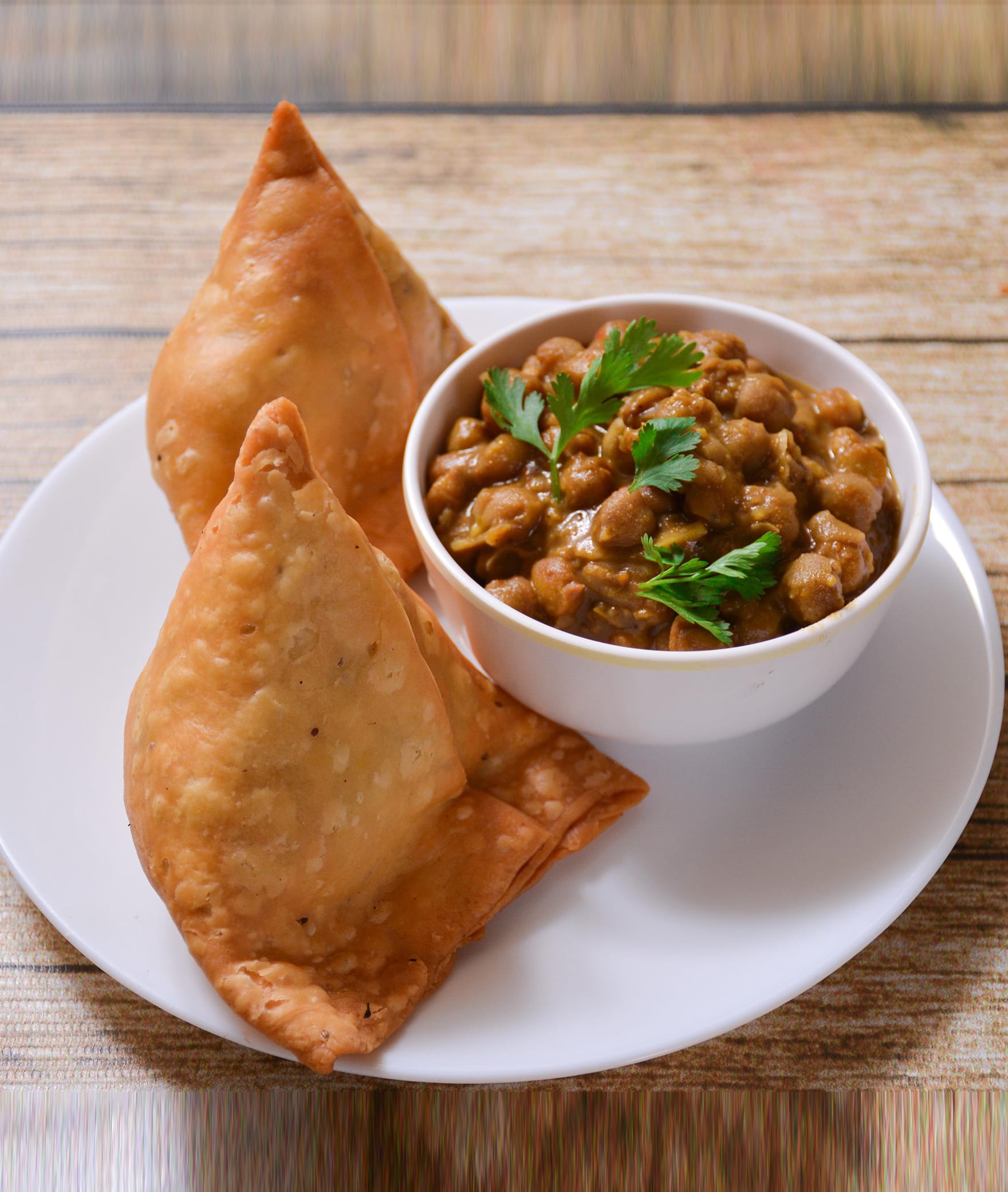 GULSHAN JI DE SPECIAL SAMOSE CHOLE - Logo