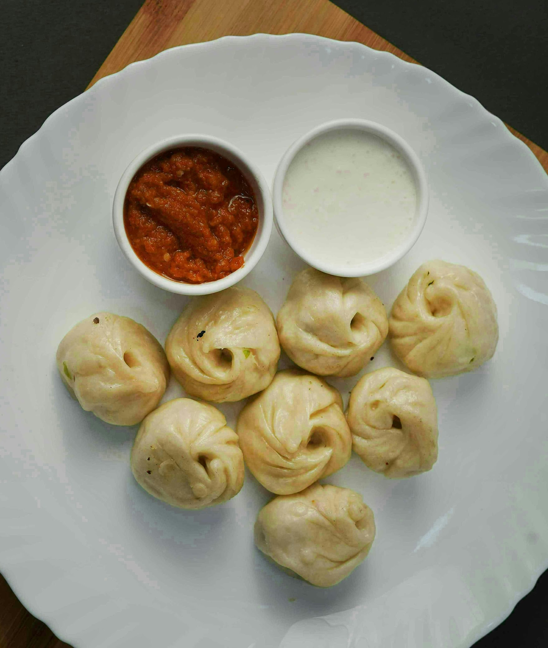 Gupchup & Momo Point - Logo