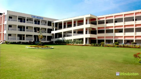 Guru Gobind Singh College for Women - Logo