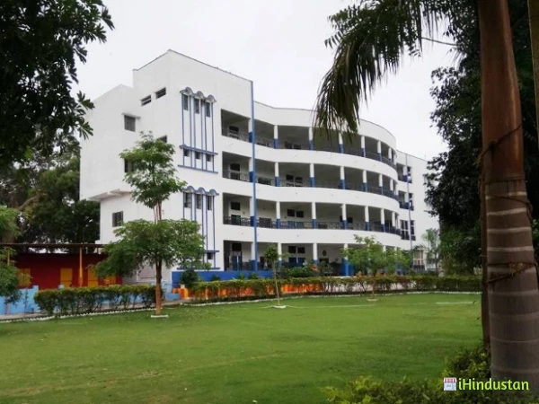 Gurukul Arts College - Logo