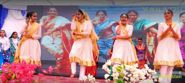 GURU NANAK CONVENT SCHOOL - Logo