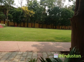 Guru Nanak Girls College - Logo