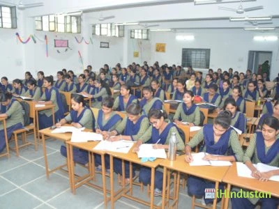 Guru Nanak Girls PG College, udaipur - Logo