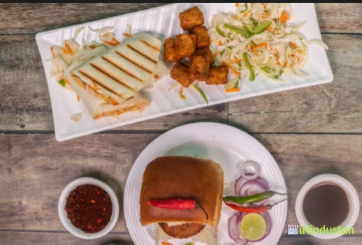 Guru Vada Pav No.1 - Logo