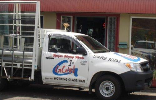 Gympie Glazing Works - Logo